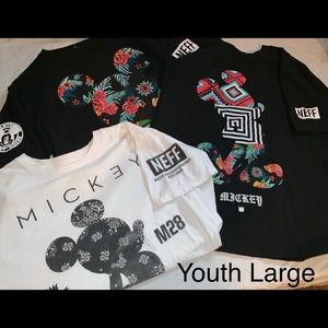 Tully’s “NEFF” T-shirt Bundle